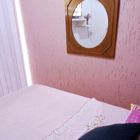 Kitnet K1 Em Torres-Rs - Na Mais Bela Praia Gaucha - Cozinha - Banheiro - Ar Condicionado - Smart Tv 32' - Wi-Fi - Anfitria Superhost No Bnb Bagian luar foto