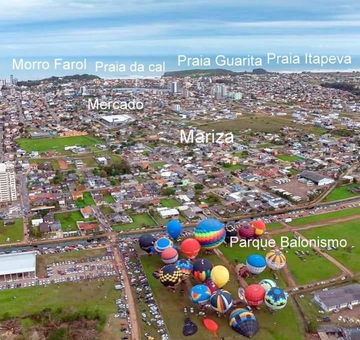 Kitnet K1 Em Torres-Rs - Na Mais Bela Praia Gaucha - Cozinha - Banheiro - Ar Condicionado - Smart Tv 32' - Wi-Fi - Anfitria Superhost No Bnb Bagian luar foto