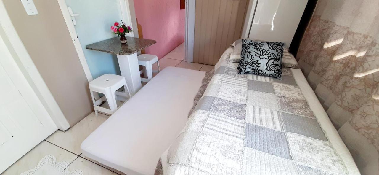 Kitnet K1 Em Torres-Rs - Na Mais Bela Praia Gaucha - Cozinha - Banheiro - Ar Condicionado - Smart Tv 32' - Wi-Fi - Anfitria Superhost No Bnb Bagian luar foto